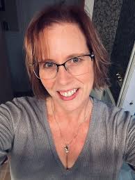 Successful weight loss journey of 96.4 pounds