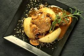 Frikadellen Mit Kartoffeln Und Pilzsosse Alles Gleichzeitig Dank Dampfgarer Pilzsosse Essen Einfache Gerichte