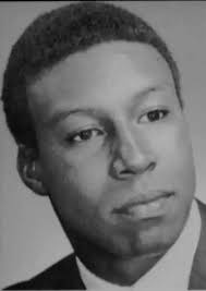 Chris Willis (@cdwillis83)