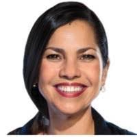 Carmen Encinas's Instagram, Twitter & Facebook