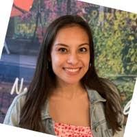 Bella Hanson's Instagram, Twitter & Facebook