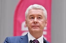 Так, во время первой волны пандемии жесткие ограничительные меры. Sobyanin Na Sleduyushej Nedele Budem Postepenno Vvodit Propusknoj Rezhim Parlamentskaya Gazeta
