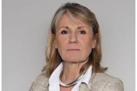 Genevieve Hooper's Instagram, Twitter & Facebook