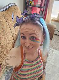 I feel a bit silly telling my life story here bit by bit to you strangers,  but what the heck! 🙃T his time my question is, does anyone else have a  history