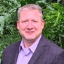 Daniel Brower's Instagram, Twitter & Facebook