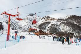Camino nevado hacia Chillán desde Santiago