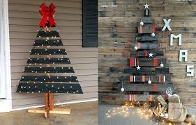 And starting with a themed christmas tree is always the best way to spark the creativity you'll need to decorate the rest of your living room—also consider that a themed tree can help to unify your overall design vision. 40 Alternative Christmas Tree Ideas For 2019 Diy Christmas Tree Ideas