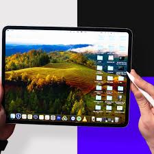Trying macOS on the iPad for work: surprisingly good - The Verge