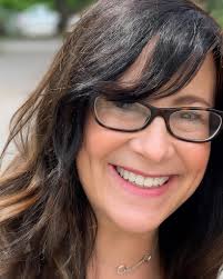 Here's a link to Lucy Banks' obituary:  [https://standard-democrat.com/story/2844599.html](https://standard-democrat.com/story/2844599.html)