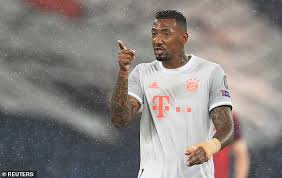 By phil mcnultychief football writer at white hart lane. Chelsea Arsenal And Tottenham Are In A Three Way Battle To Sign Jerome Boateng On A Free Transfer Arsenal News