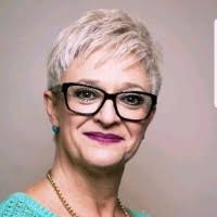 Wanda Owen's Instagram, Twitter & Facebook