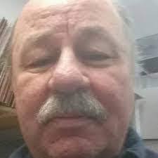 Glenn Jetton's Instagram, Twitter & Facebook