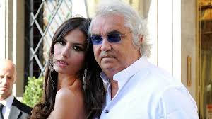 Elisabetta gregoraci, all'interno della casa del grande fratello vip, nasconde un segreto. Elisabetta Gregoraci Fidanzata Briatore Incontra Stefano Coletti E Gelo Lanostratv