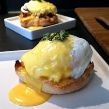 Easy Blender Hollandaise Sauce Keviniscooking Com Hollandaise Sauce Recipes Recipe For Hollandaise Sauce