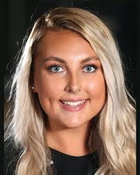 Julia Cavanaugh's Instagram, Twitter & Facebook