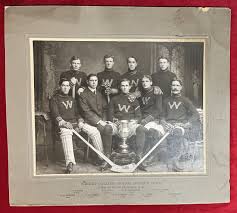 1905 Wesley College Intercollegiate Champion Hockey Team Large Cabinet Photo