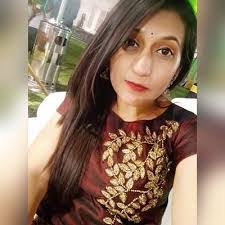 Prerana Bhatt's Instagram, Twitter & Facebook