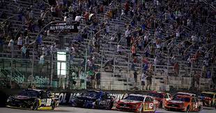 That's the average attendance of a top division nascar 3.6 million people will attend at least one nascar race in the next 12 months. Nascar Allows Fans At Race Gets Biggest Sports Crowd Since Pandemic Sparked Shutdowns Cbs News