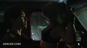 AMANDA ARCURI Nude - AZnude