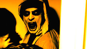 ALIEN PARTY CRASHERS Is One Soirée You Can Skip