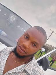 No 7: This is Blessing Daniel, one of our personal Branding and mentorship  student. Blessing is a marketing professional with proving experience.  #whoareyou #PersonalBrandingChallenge