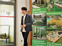 Seit 2010 gehen wir als junges team mit freude an unsere projekte und decken mit unseren günstigen services das gesamte spektrum rund um den galabau ab. Erster Vortrag Von Lucas Winkler Uber Die Digitalisierung Im Garten Und Landschaftsbau Winkler Garten Und Landschaftsbau