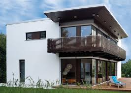 Es steht im gegensatz zum einfamilienwohnhaus. Mehrfamilienhaus Bauen In Holzbauweise Beispiele