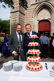 Cabaretier richard groenendijk bouwde sinds zijn finaleplek in 1995 in cameretten een prachtige carrière op, met in 2012 een poelifinario (2012) voor alle dagen. Bedankt Richard Groenendijk En Marko Bakker Van Helden Facebook