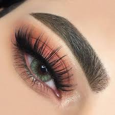 Copper makeup for green eyes and brown hair this copper makeup on green eyes for women with brown hair is super versatile and you can wear it in the daytime and the night time as well. 7 Stunning Makeup Ideas For Green Eyes And Brown Hair Sheideas