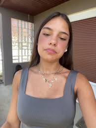 Vidéos de Lena Martinez (@lena.martinez7) avec Viano