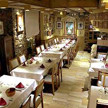 Both parroquia de nuestra senora del espino and casa juan are recommended for visiting. Casa Juan Restaurantes En Madrid Tradicional Guia Del Ocio