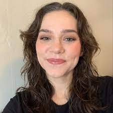 Natalie Scates's Instagram, Twitter & Facebook