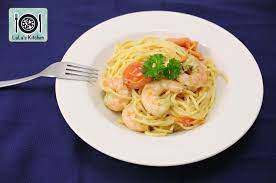 Gordon Ramsay S Prawn Pasta Recipe Gordon Ramsay Recipe White Sauce Recipes Main Dinner Dishes