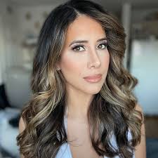 I La-la-loveeeed how this simple, matte makeup look came out 😍 Don't get  it twisted: It's still almost the same appoint of product as full glam.