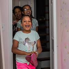Below, you can learn more about how to choose the best charity for your holiday donation as well as how to do the most good on a limited budget. 7 Childhood Cancer Charities To Donate To Today Giving Assistant
