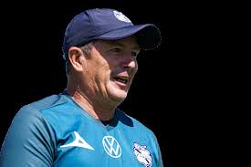 El PT del profeAnayacierra filasen torno a Liz Sánchez