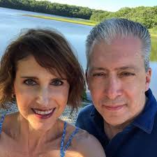 Can anyone recommend a top notch accountant? Thanks!!