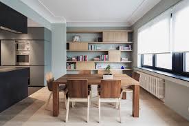La table à manger extensible avec sa forme rectangulaire vous pourrez accueillir de 6 à 8 personnes facilement. Comment Bien Amenager Une Grande Piece De Vie Par Morgane Verdonck Domozoom Com