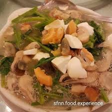 Pocai bawang putih sauteed horenzo spinach with garlic. Liyen Restaurant Pecenongan