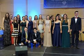 15 Hochkaräter mit Eins vor dem Komma