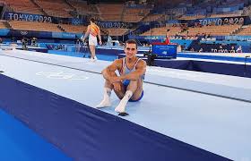 Vineri, dragulescu terminase calificarile cu a sasea medie, 14,125. Pmwfa1uluw5asm