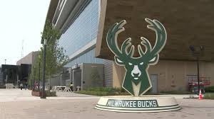 A virtual museum of sports logos, uniforms and historical items. Milwaukee Bucks Surpass 10 000 Full Season Ticket Memberships 2018 19 Season Sets New Record In Team History
