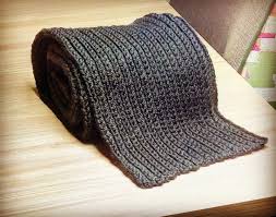 This scarf pattern will use the most basic stitching pattern out there. The Knit Stitch Super Scarf
