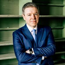 Jonathan Mitchell challenges the judicial system ...