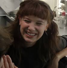 iris may is the number 1 the shards fan (@irismaybooks)