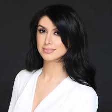 Monica Mir's Instagram, Twitter & Facebook