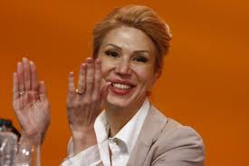 Jul 16, 2021 · mentalitatea generală de evitare a înscrierii copiilor în şcoli cu profil tehnic, pe motiv că elevul de la un liceu tehnic nu ar beneficia de o şansă egală cu un copil de la un liceu teoretic, este o greşeală, a scris, joi, pe propria pagină de facebook, ministrul muncii şi protecţiei sociale, raluca turcan, potrivit agerpres. Raluca Turcan Anunta Un Val De Gratuitati Pentru Copiii Profesorilor Dreptul La Invatatura Trebuie Acordat Fiecarui Copil Despre Botosaniul Interzis