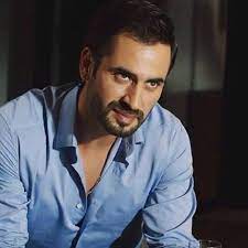 Burak yamantürk 23 aralık 1983 yılında kocaeli'de dünyaya geldi. Burak Yamanturk Prispevky Facebook
