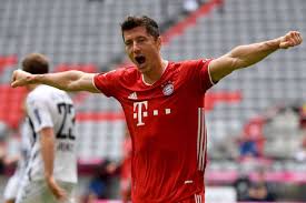 32 years old place of birth: Robert Lewandowski Football Career Stats New Net Worth 2020