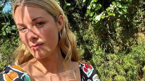 Lauren Halter's Instagram, Twitter & Facebook